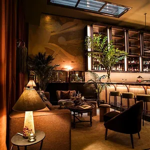 Hotel The Evelyn Nomad