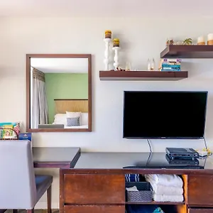 Apartment Island Colony Honolulu