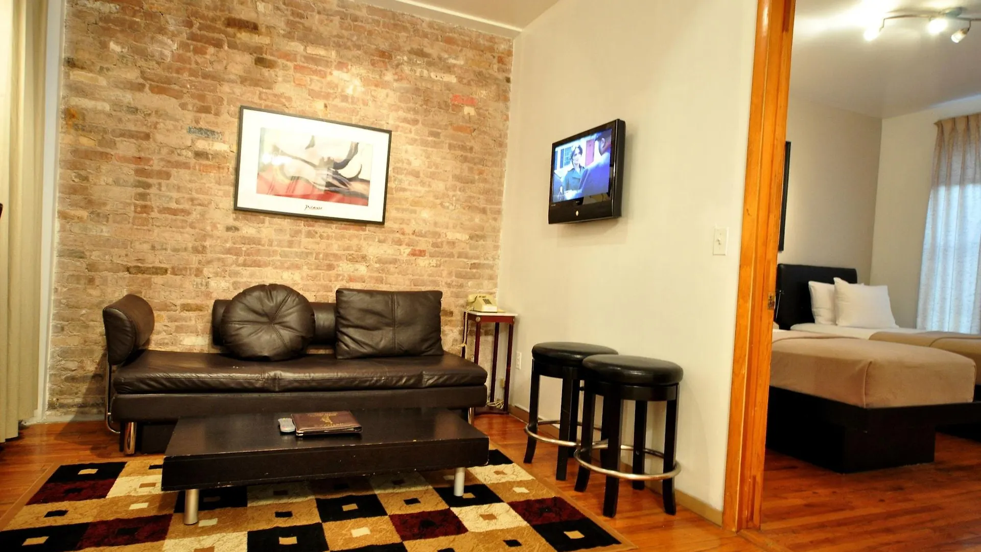 Off Soho Suites Hotel New York